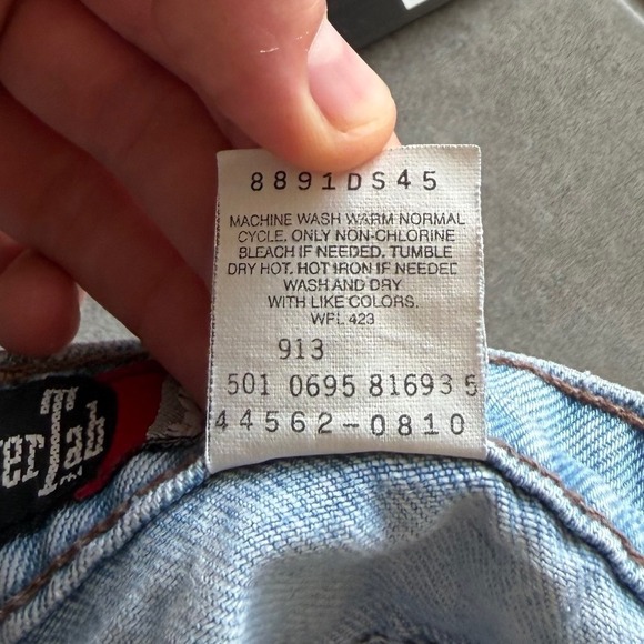 Vintage Levis SilverTab Loose Fit Jeans Light Wash 36x32 Made in USA 1995 Baggy - Picture 4 of 11